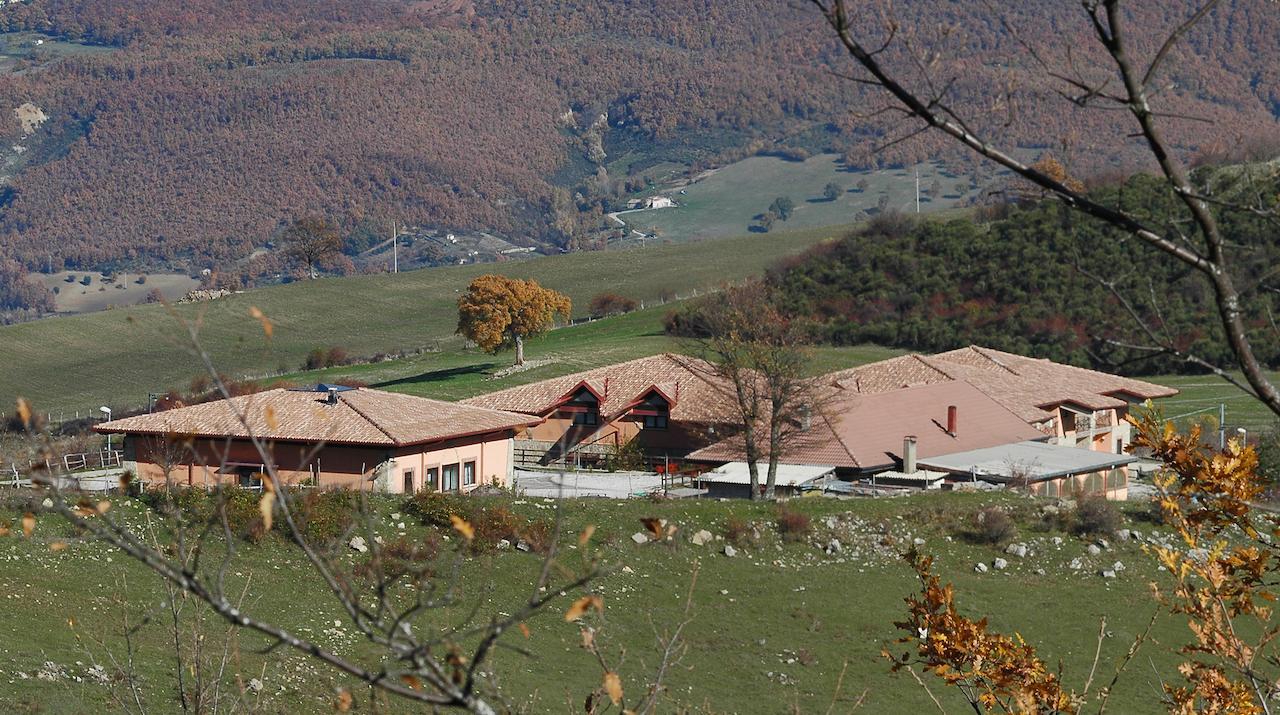 Hotel Pietrapanna Calvello Exterior photo