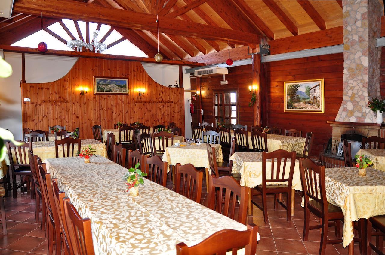 Hotel Pietrapanna Calvello Exterior photo