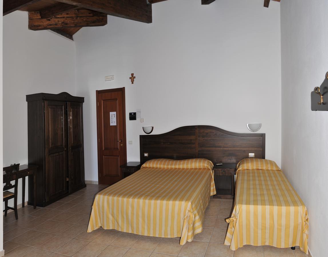 Hotel Pietrapanna Calvello Exterior photo