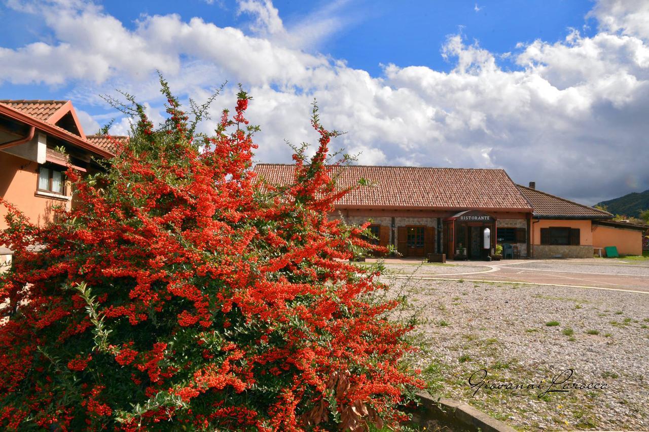 Hotel Pietrapanna Calvello Exterior photo
